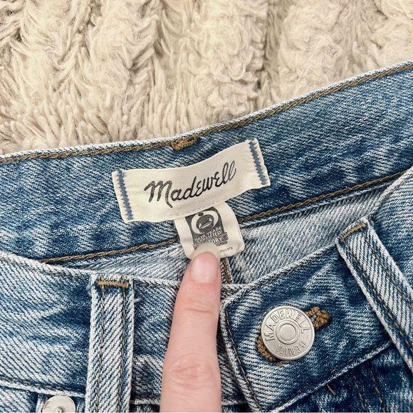 MADEWELL Superwide Leg Jeans in Medium Wash - Size 23 - Picture 14 of 14